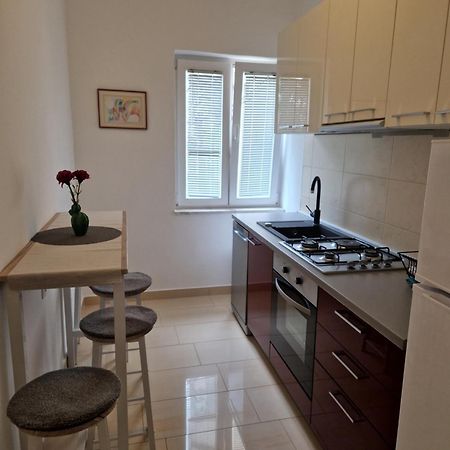 Apartments Jadranka Новалья Экстерьер фото