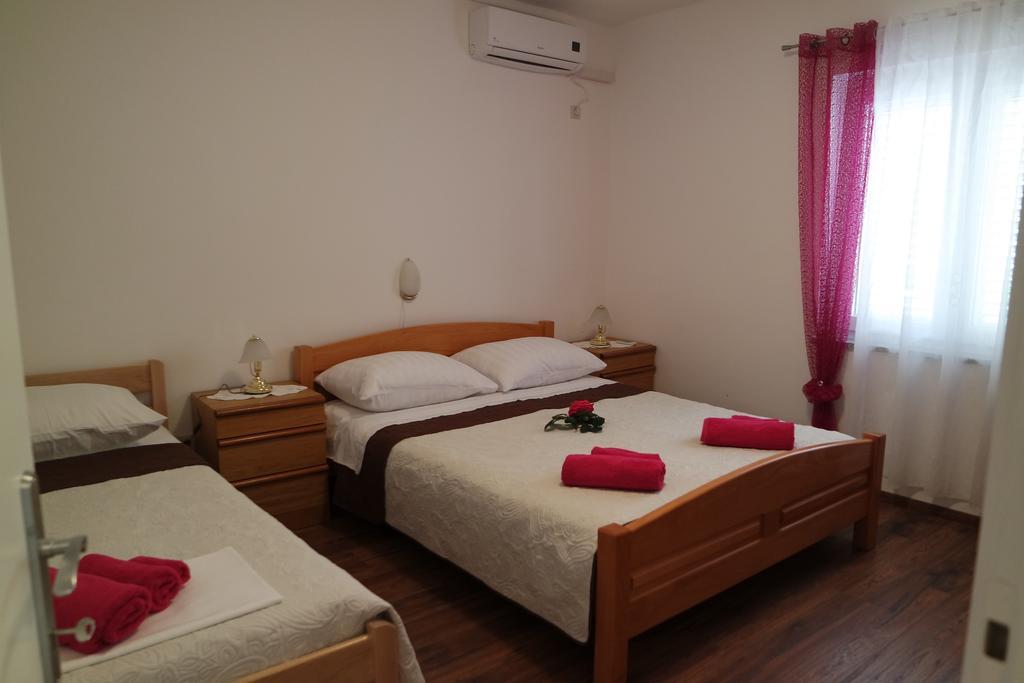 Apartments Jadranka Новалья Экстерьер фото